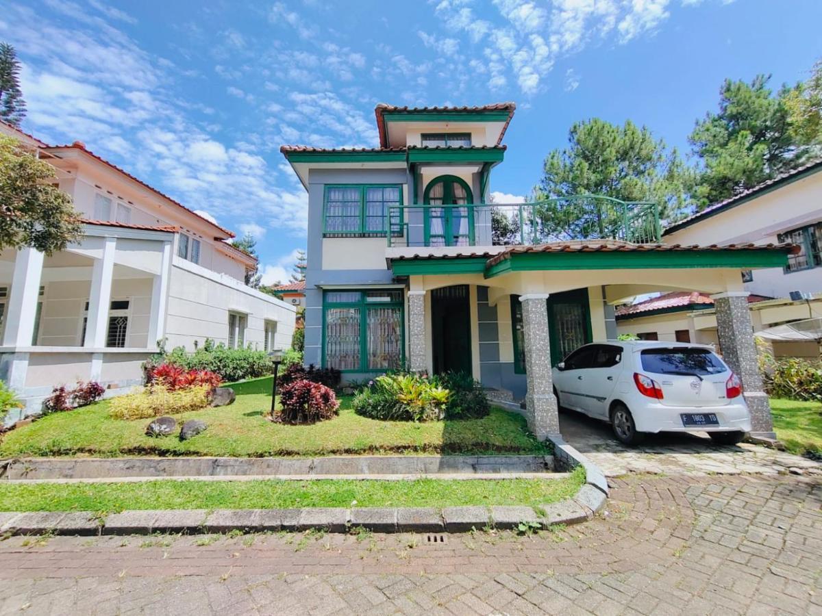 Villa Semesta Cikundul 外观 照片