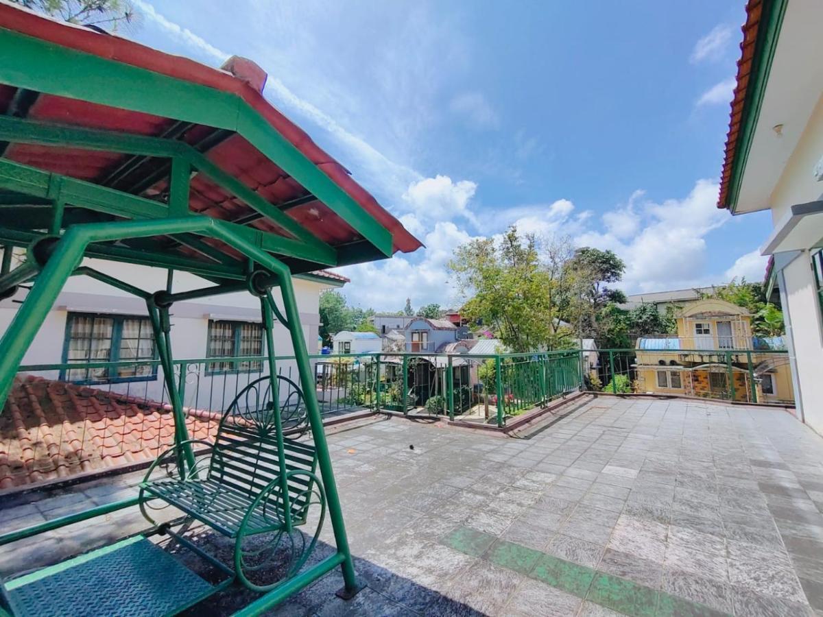 Villa Semesta Cikundul 外观 照片