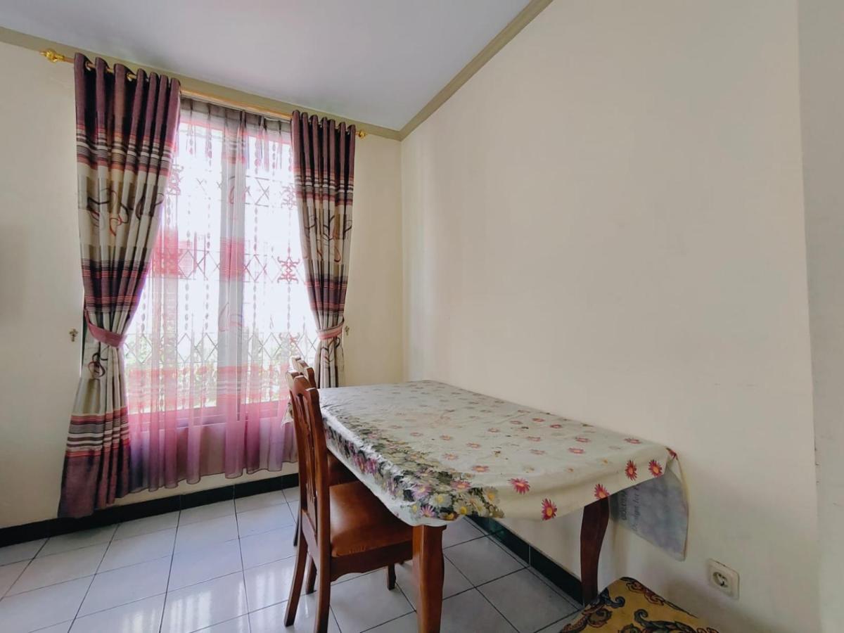Villa Semesta Cikundul 外观 照片